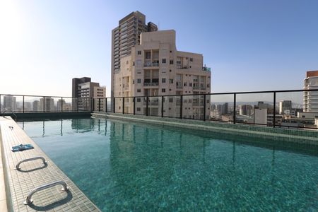 Apartamento à venda com 32m², 1 quarto e sem vagaÁrea comum - Piscina