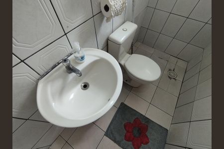Casa à venda com 340m², 4 quartos e 6 vagas Casa à venda com 340m², 4 quartos e 6 vagasBanheiro