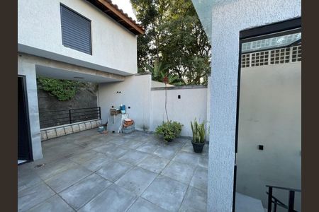 Casa à venda com 230m², 3 quartos e 3 vagas Casa à venda com 230m², 3 quartos e 3 vagasFoto 12