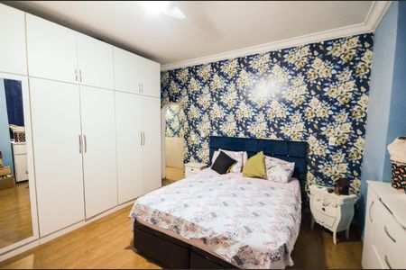 Casa à venda com 196m², 3 quartos e 5 vagas Casa à venda com 196m², 3 quartos e 5 vagasSuíte