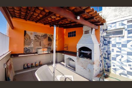 Apartamento à venda com 100m², 2 quartos e 1 vagaÁrea gourmet