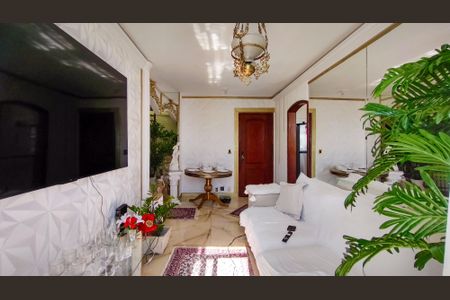 Apartamento à venda com 100m², 2 quartos e 1 vagaSala