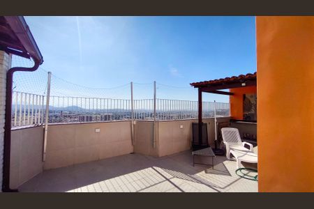 Apartamento à venda com 100m², 2 quartos e 1 vagaTerraço