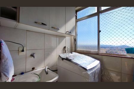 Apartamento à venda com 100m², 2 quartos e 1 vagaCozinha e Área de Serviço