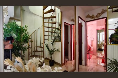 Apartamento à venda com 100m², 2 quartos e 1 vagaCorredor