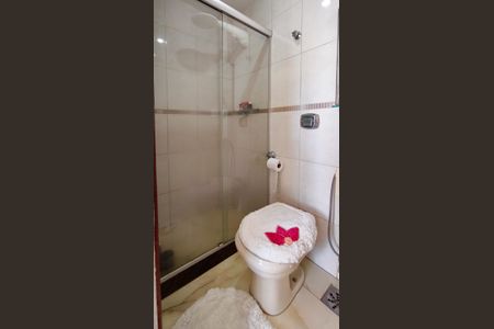 Apartamento à venda com 100m², 2 quartos e 1 vagaBanheiro da Suíte