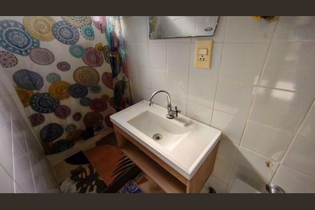 Apartamento à venda com 100m², 2 quartos e 1 vagaBanheiro de Serviço