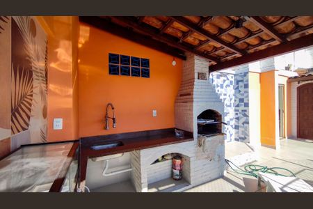 Apartamento à venda com 100m², 2 quartos e 1 vagaÁrea gourmet