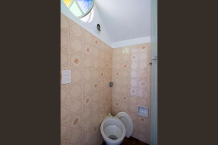 Casa à venda com 160m², 2 quartos e 2 vagas Casa à venda com 160m², 2 quartos e 2 vagasLavabo