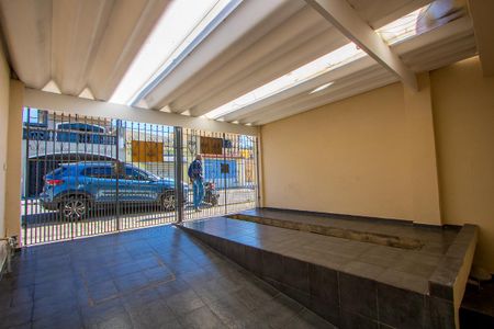 Casa à venda com 160m², 2 quartos e 2 vagas Casa à venda com 160m², 2 quartos e 2 vagasGaragem