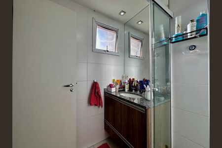 Apartamento à venda com 85m², 2 quartos e 2 vagasBanheiro da Suíte