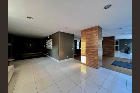 Apartamento à venda com 85m², 2 quartos e 2 vagasHall Social Bloco