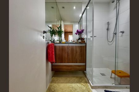 Apartamento à venda com 85m², 2 quartos e 2 vagasBanheiro Social