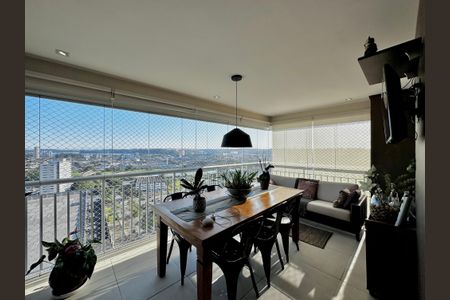 Apartamento à venda com 85m², 2 quartos e 2 vagasVaranda