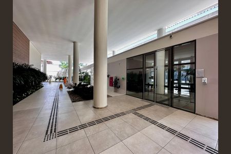 Apartamento à venda com 85m², 2 quartos e 2 vagasEntrada