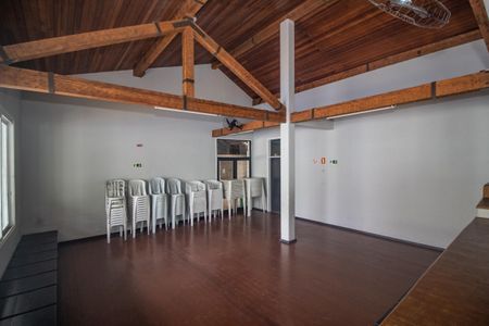 Apartamento à venda com 40m², 1 quarto e 1 vaga Apartamento à venda com 40m², 1 quarto e 1 vagaÁrea comum - Salão de festas