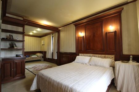 Apartamento à venda com 250m², 2 quartos e 3 vagasSuíte 2