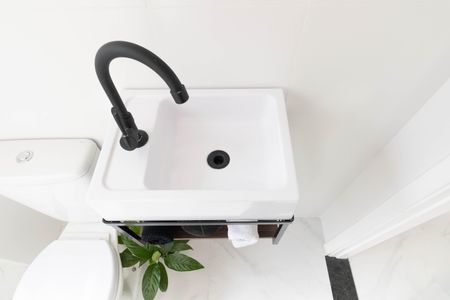 Apartamento para alugar com 44m², 2 quartos e 1 vaga Apartamento para alugar com 44m², 2 quartos e 1 vagaBanheiro