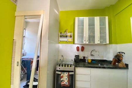 Apartamento à venda com 60m², 2 quartos e 1 vaga Apartamento à venda com 60m², 2 quartos e 1 vagaCozinha