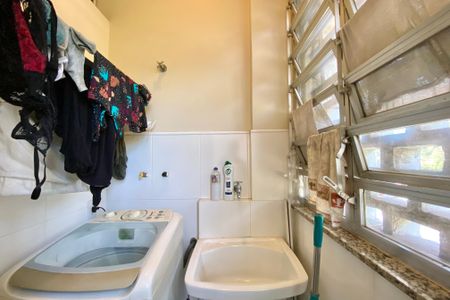 Apartamento à venda com 60m², 2 quartos e 1 vaga Apartamento à venda com 60m², 2 quartos e 1 vagaÁrea de Serviço