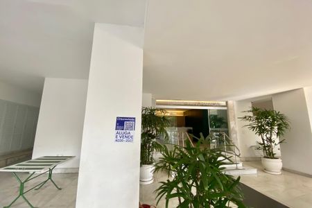 Apartamento à venda com 60m², 2 quartos e 1 vaga Apartamento à venda com 60m², 2 quartos e 1 vagaPlaca