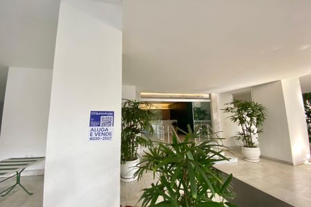 Apartamento à venda com 60m², 2 quartos e 1 vaga Apartamento à venda com 60m², 2 quartos e 1 vagaPlaca