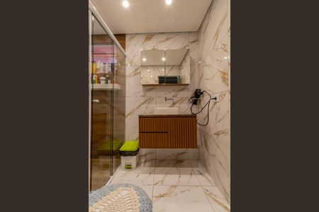 Casa à venda com 250m², 3 quartos e 2 vagasBanheiro da Suíte 1