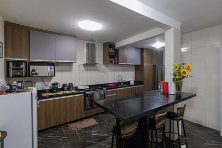 Casa à venda com 250m², 3 quartos e 2 vagasCozinha