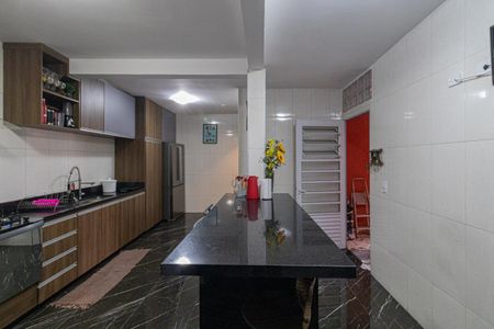 Casa à venda com 250m², 3 quartos e 2 vagasCozinha