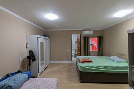 Casa à venda com 250m², 3 quartos e 2 vagasSuíte 2 