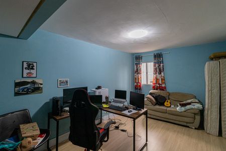 Casa à venda com 250m², 3 quartos e 2 vagasQuarto 