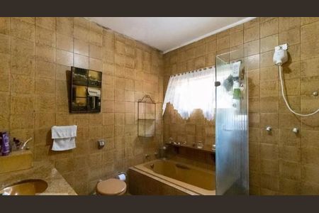 Casa à venda com 240m², 5 quartos e 1 vaga