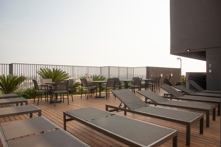 Apartamento à venda com 57m², 2 quartos e 1 vaga Apartamento à venda com 57m², 2 quartos e 1 vagaÁrea comum - Piscina