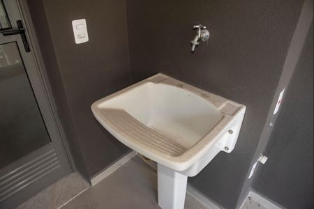 Apartamento à venda com 57m², 2 quartos e 1 vagaÁrea de Serviço