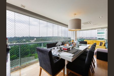 Apartamento à venda com 234m², 4 quartos e 3 vagas