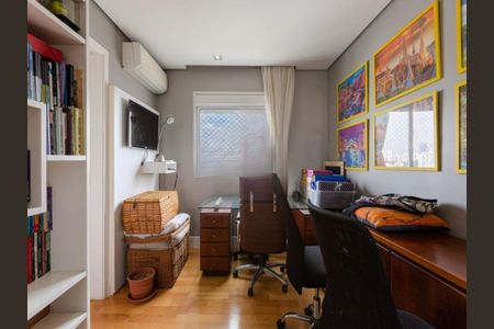 Apartamento à venda com 234m², 4 quartos e 3 vagas