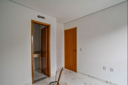 Casa à venda com 120m², 3 quartos e 3 vagas Casa à venda com 120m², 3 quartos e 3 vagas Suíte