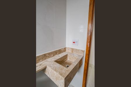 Casa à venda com 120m², 3 quartos e 3 vagas Casa à venda com 120m², 3 quartos e 3 vagasBanheiro Social