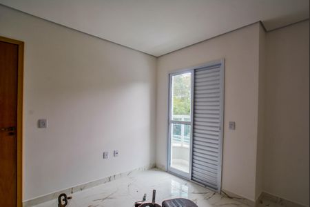 Casa à venda com 120m², 3 quartos e 3 vagas Casa à venda com 120m², 3 quartos e 3 vagas Suíte