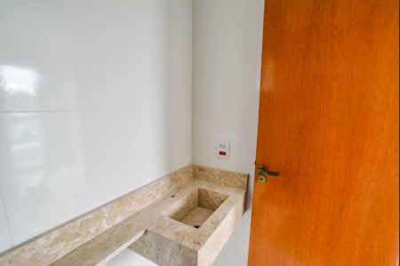 Casa à venda com 120m², 3 quartos e 3 vagas Casa à venda com 120m², 3 quartos e 3 vagasBanheiro da Suíte