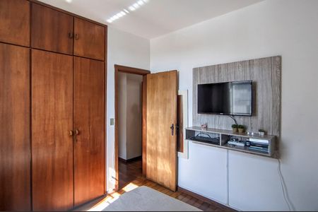 Apartamento à venda com 170m², 4 quartos e 2 vagasQuarto 1