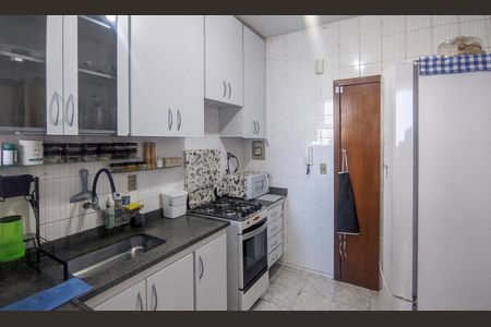 Apartamento à venda com 170m², 4 quartos e 2 vagasCozinha