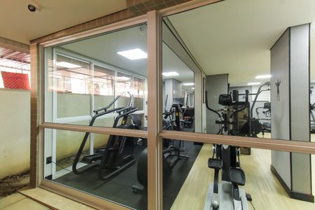 Apartamento à venda com 115m², 2 quartos e 2 vagas Apartamento à venda com 115m², 2 quartos e 2 vagasÁrea comum - Academia