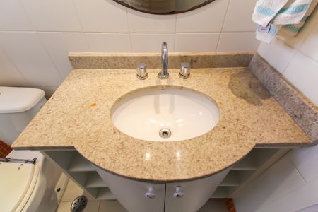 Apartamento à venda com 115m², 2 quartos e 2 vagas Apartamento à venda com 115m², 2 quartos e 2 vagasBanheiro