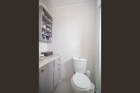 Apartamento à venda com 89m², 3 quartos e 2 vagas Apartamento à venda com 89m², 3 quartos e 2 vagasBanheiro da Suíte
