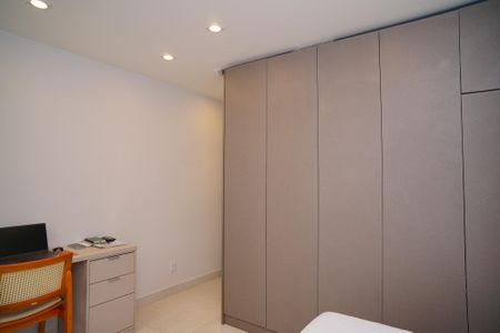 Apartamento à venda com 90m², 3 quartos e 1 vaga Apartamento à venda com 90m², 3 quartos e 1 vagaQuarto 2