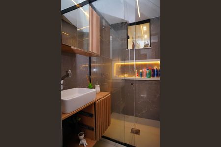 Apartamento à venda com 90m², 3 quartos e 1 vaga Apartamento à venda com 90m², 3 quartos e 1 vagaBanheiro Social