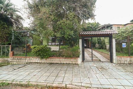 Casa à venda com 238m², 4 quartos e 3 vagasFachada