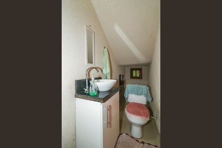 Casa à venda com 238m², 4 quartos e 3 vagasLavabo