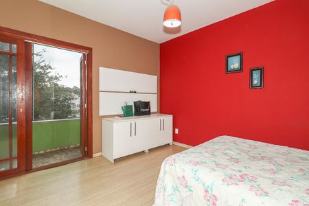 Casa à venda com 238m², 4 quartos e 3 vagasSuíte